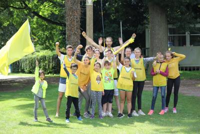winning colour war team activity camp london children
