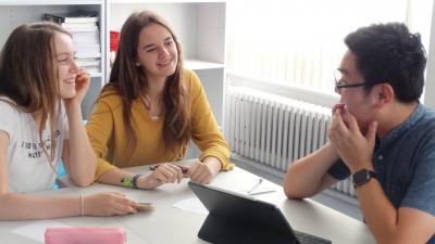 Learning English in the UK – XUK Camps